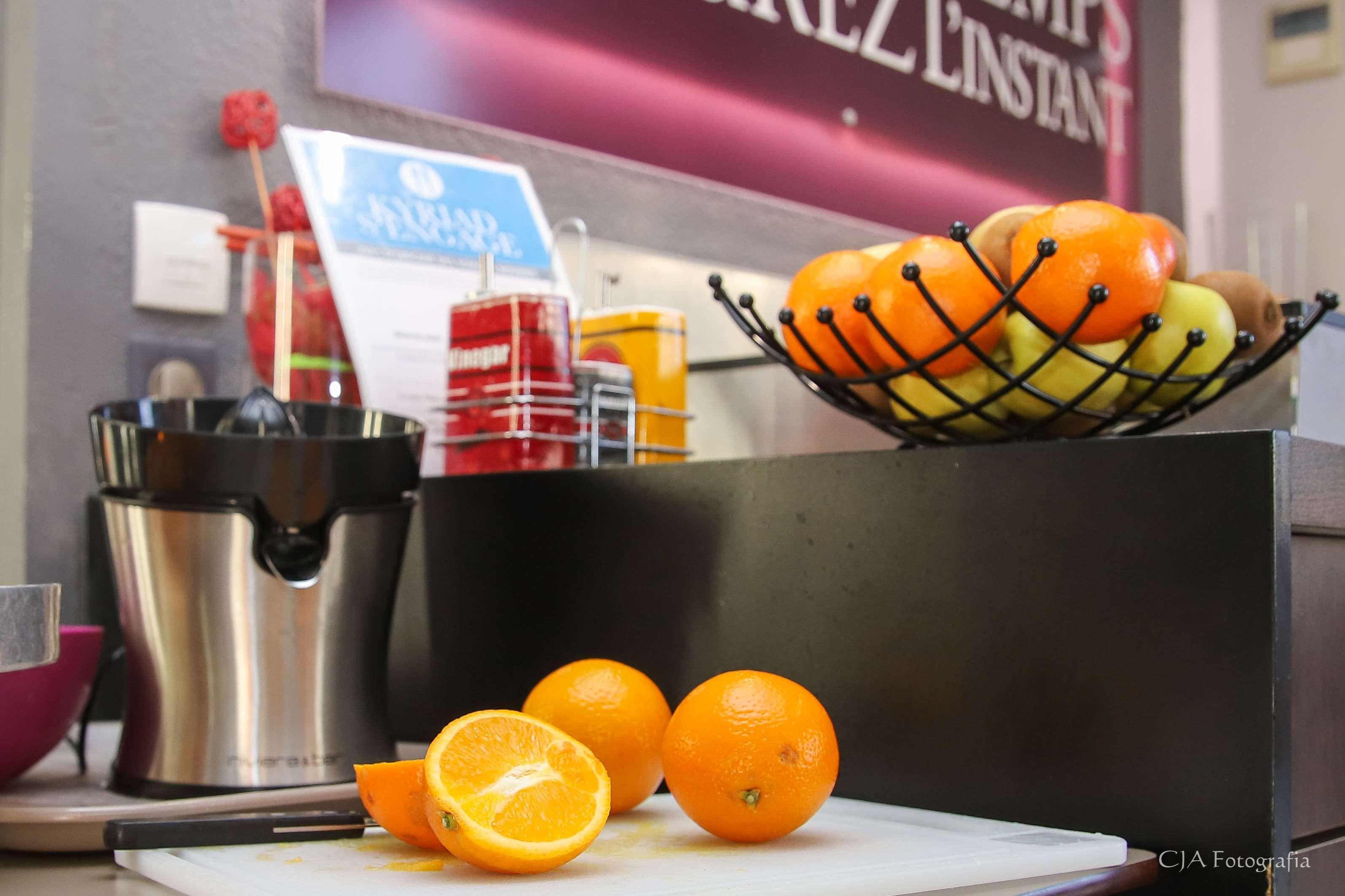 Hotel Restaurant Kyriad Brive Centre Экстерьер фото