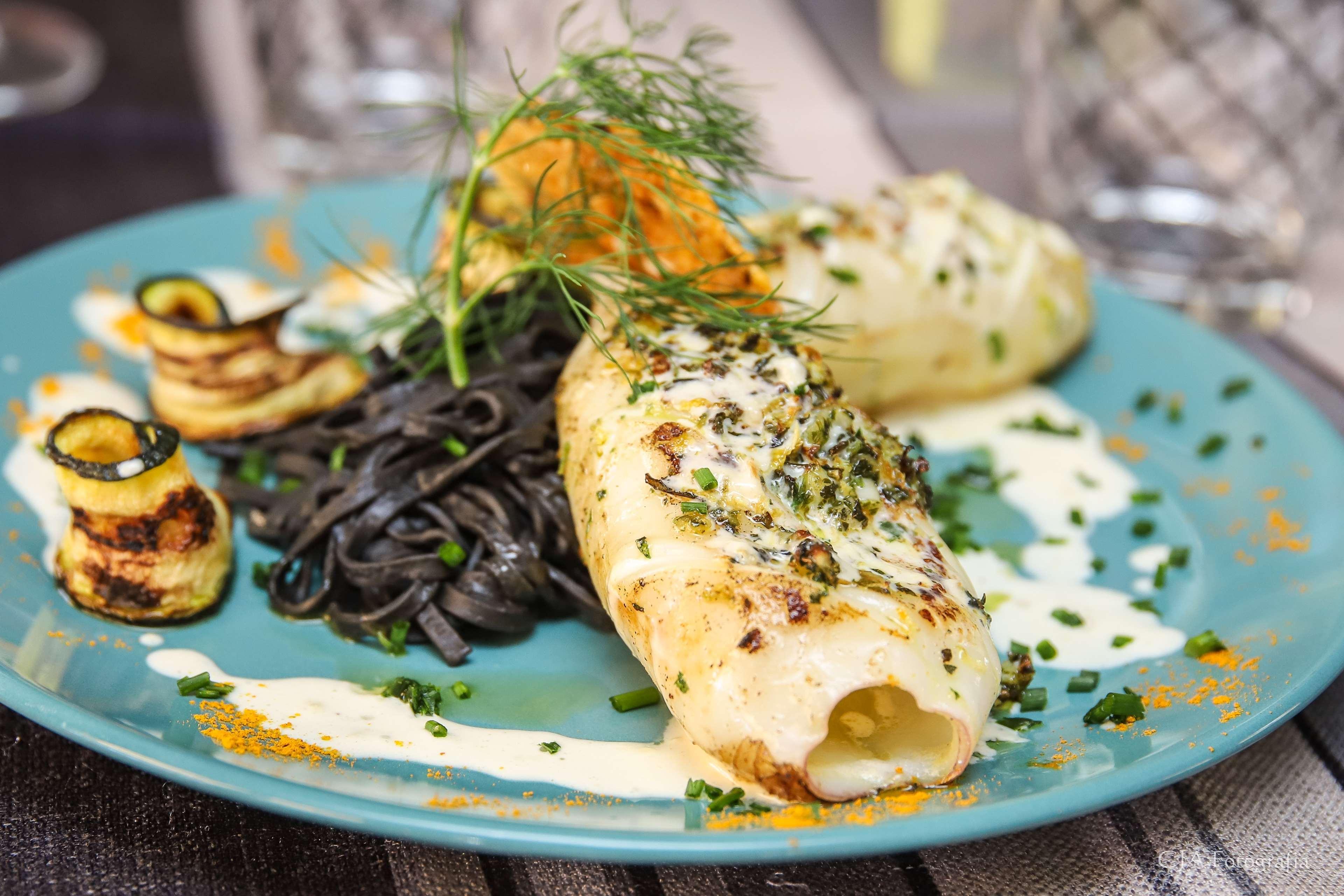 Hotel Restaurant Kyriad Brive Centre Экстерьер фото