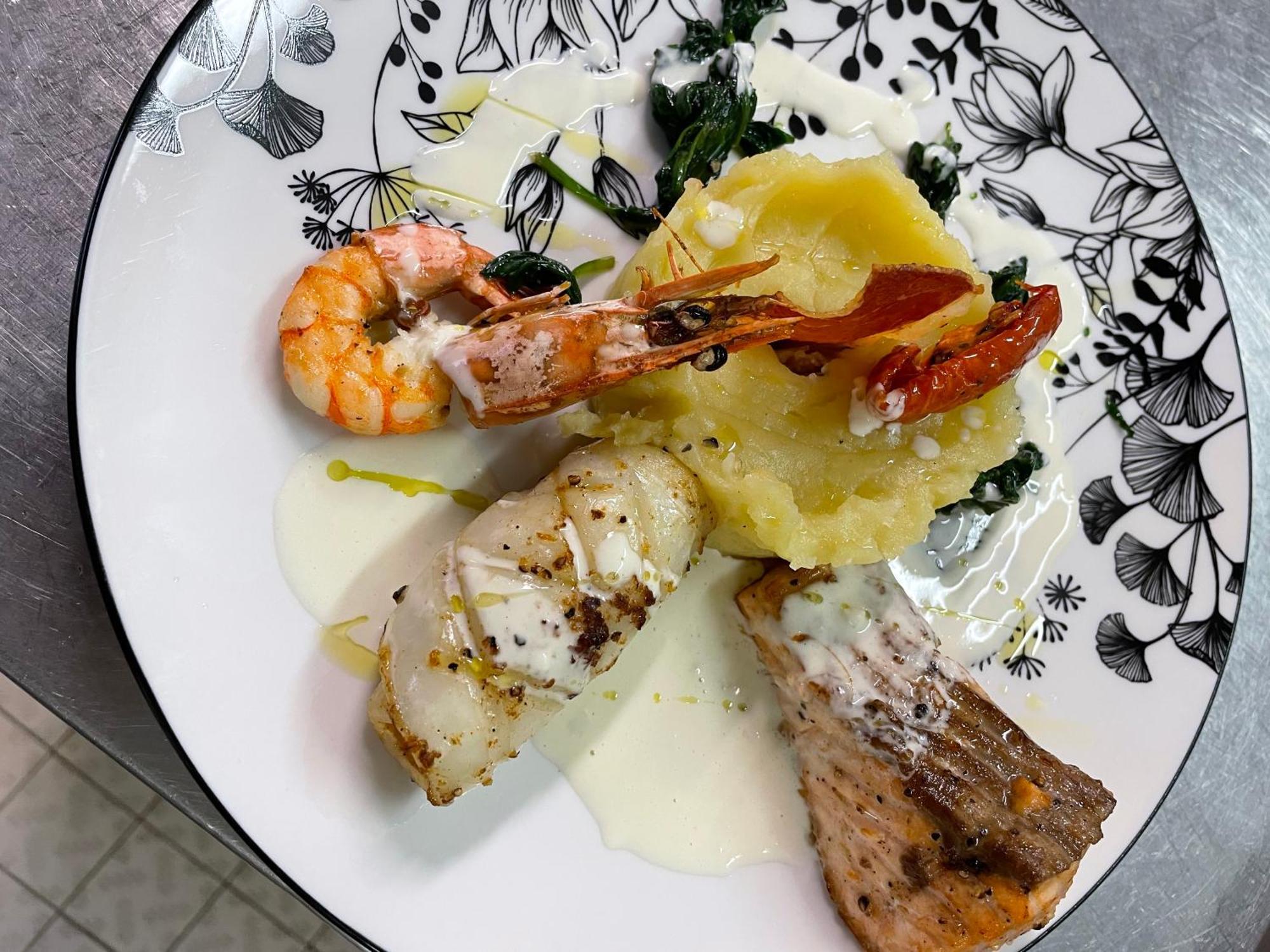 Hotel Restaurant Kyriad Brive Centre Экстерьер фото